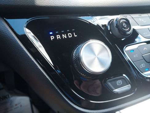 New 2027 Chrysler Pacifica LX FWD image 25
