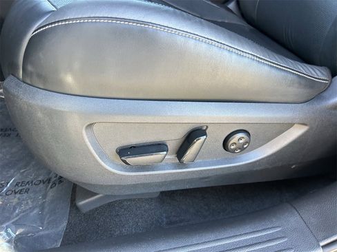 Certified 2022 INFINITI QX50 Luxe w/ Appearance Package image 28