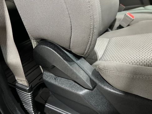 Used 2019 Ford F150 XLT w/ XTR Package image 15