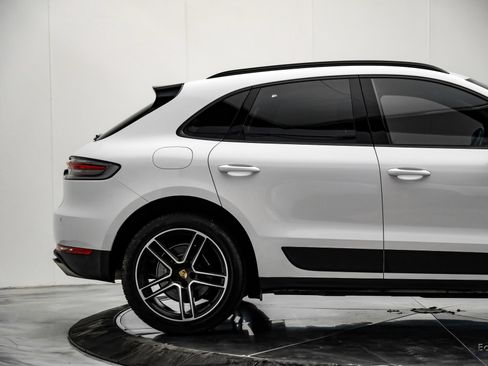 Used 2021 Porsche Macan AWD/4WD image 20