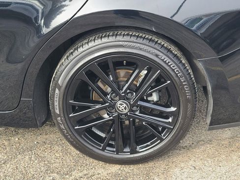 Used 2025 Toyota Camry SE image 33