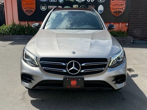 Used 2019 Mercedes-Benz GLC 300 image 3