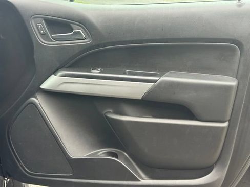 Used 2018 Chevrolet Colorado LT AWD/4WD image 22