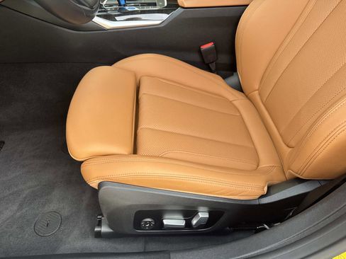 Used 2023 BMW i4 eDrive35 w/ Premium Package image 19