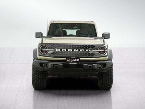 Used 2025 Ford Bronco Badlands w/ Sasquatch Package AWD/4WD image 8