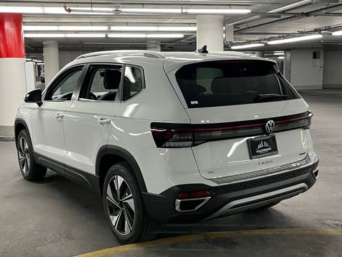 New 2025 Volkswagen Taos SE image 5