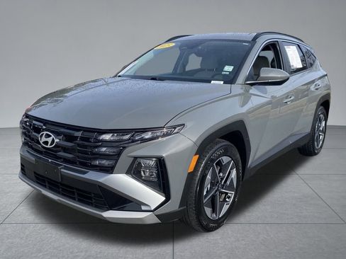 Used 2025 Hyundai Tucson SEL image 2