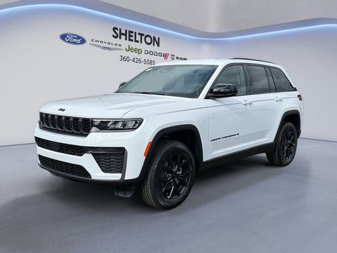 New 2026 Jeep Grand Cherokee Altitude image 1