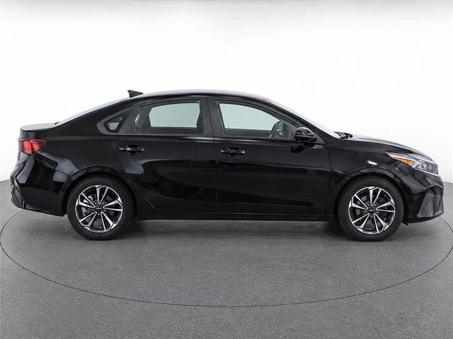 Used 2023 Kia Forte LXS FWD image 6
