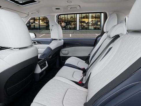 New 2026 Kia Carnival SX w/ SX Dark Edition Package image 18