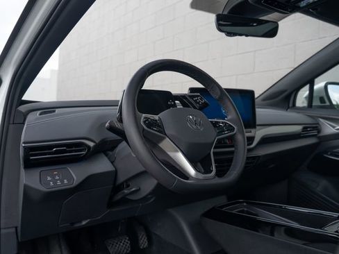 Used 2023 Volkswagen ID.4 Pro S AWD/4WD image 4