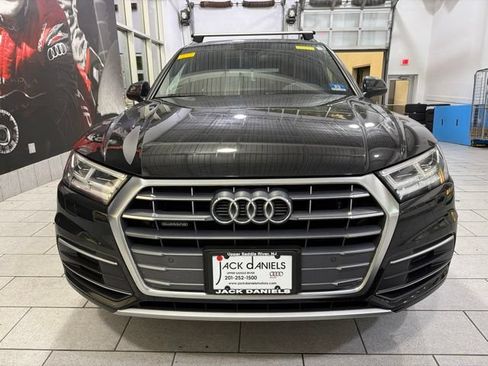 Used 2018 Audi Q5 2.0T Premium Plus w/ Premium Plus Package AWD/4WD image 7