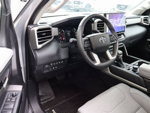 Used 2023 Toyota Tundra Limited image 4