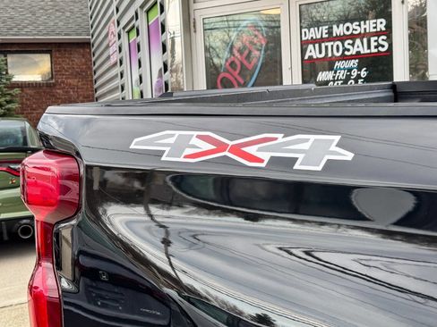 Used 2019 Chevrolet Silverado 1500 Custom w/ Custom Value Package image 15