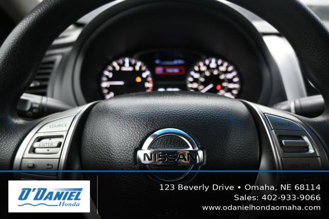 Used 2015 Nissan Altima 2.5 S w/ Power Driver Seat Package FWD image 30
