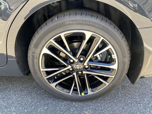 New 2026 Toyota Camry XLE AWD/4WD image 13