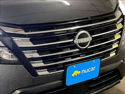 Used 2024 Nissan Rogue S FWD image 30