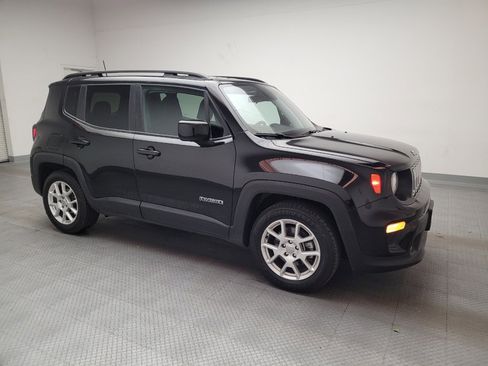 Used 2019 Jeep Renegade Latitude image 11