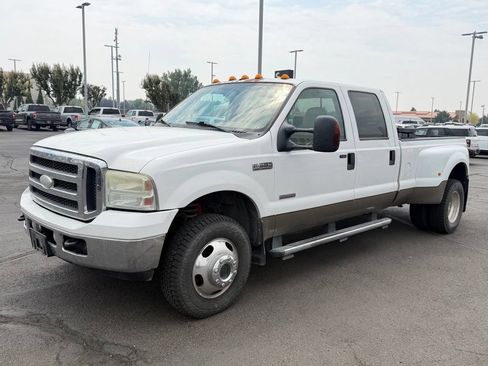 Used 2006 Ford F350 Lariat AWD/4WD image 7