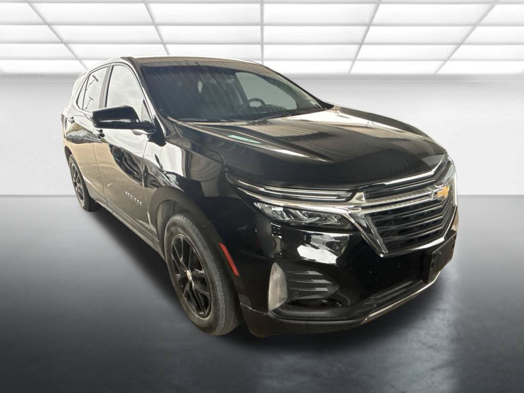 Used 2024 Chevrolet Equinox LT w/ LPO, Floor Liner Package FWD image 1