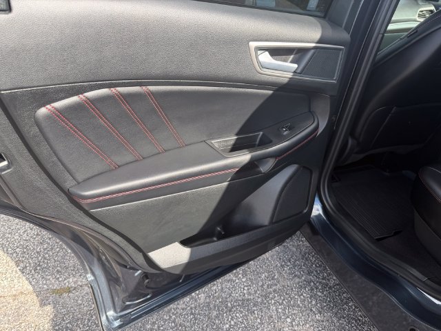 Used 2024 Ford Edge ST-Line AWD/4WD image 13