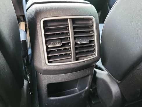 Used 2023 Kia Sportage EX image 15