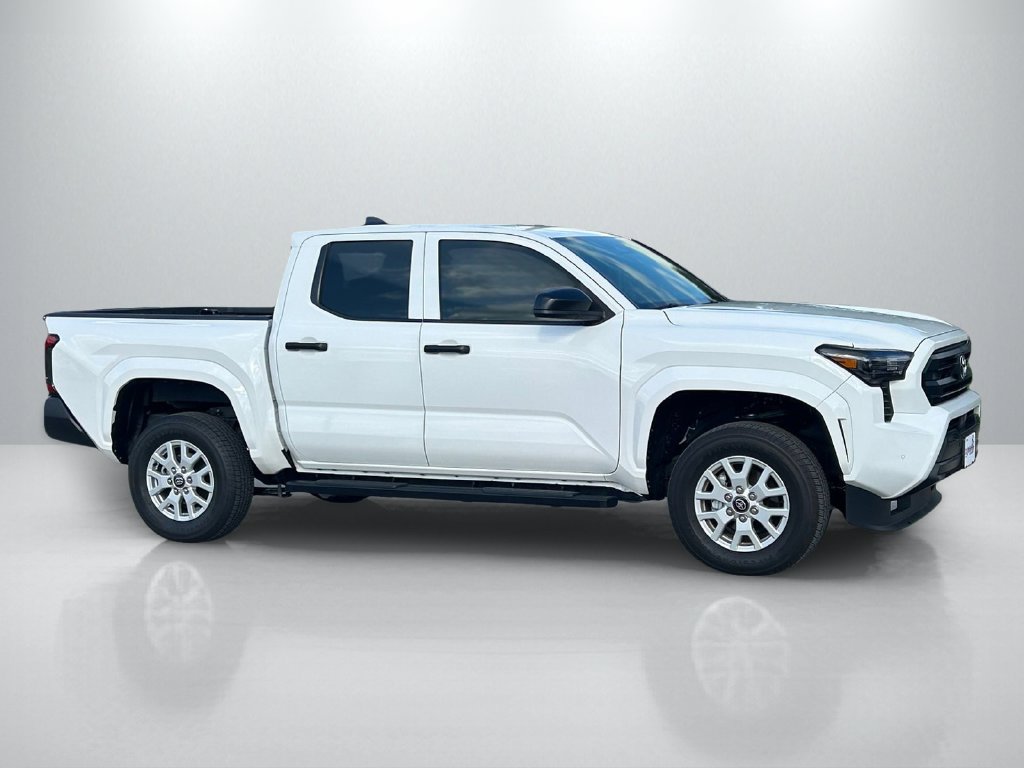 Certified 2026 Toyota Tacoma SR w/ SR Upgrade Package AWD/4WD image 4