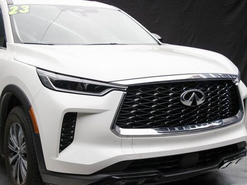 Used 2023 INFINITI QX60 Pure image 3