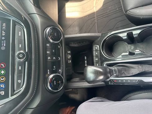 Used 2022 Chevrolet TrailBlazer ACTIV w/ Sun and Liftgate Package FWD image 17
