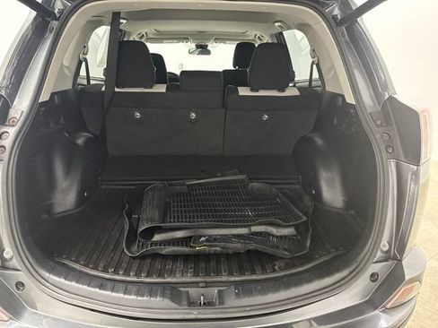 Used 2017 Toyota RAV4 XLE w/ All Weather Liner Package AWD/4WD image 23