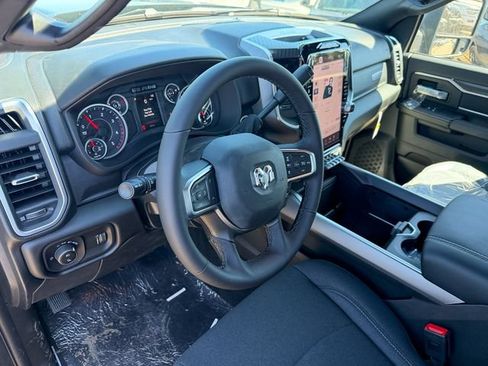 New 2026 RAM 2500 Big Horn AWD/4WD image 14