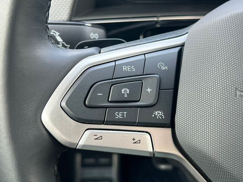 Used 2026 Volkswagen Atlas Cross Sport SEL Premium R-Line w/ MDO Package AWD/4WD image 19