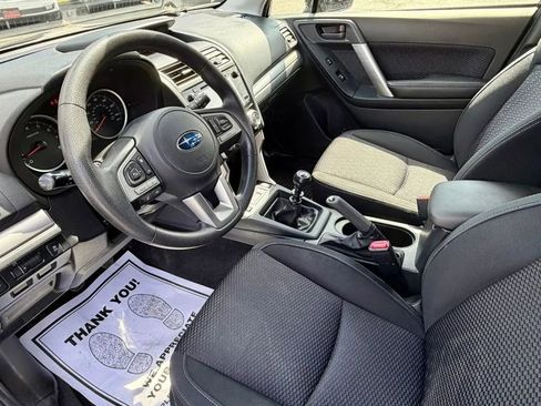 Used 2017 Subaru Forester 2.5i Premium AWD/4WD image 2