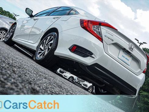 Used 2017 Honda Civic EX image 5