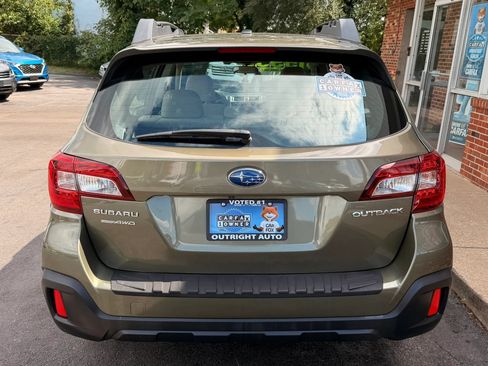 Used 2019 Subaru Outback 2.5i AWD/4WD image 3