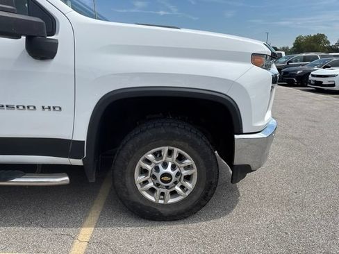 Used 2020 Chevrolet Silverado 2500 LT w/ All Star Edition AWD/4WD image 8