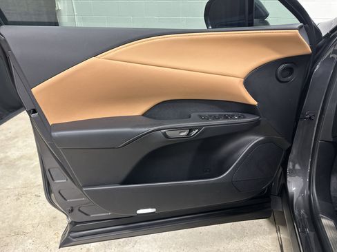 Used 2025 Lexus RX 350 Premium image 14