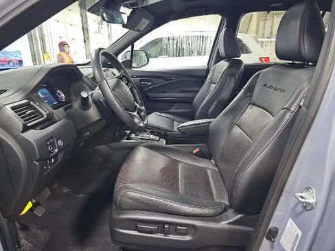 Used 2022 Honda Pilot Black Edition image 9