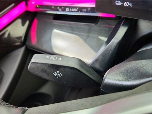 Used 2024 BMW i5 eDrive40i w/ Premium Package image 42