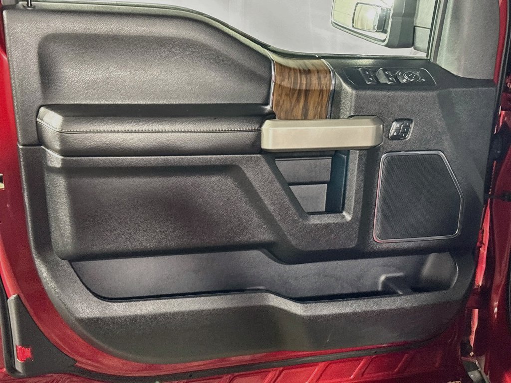 Used 2018 Ford F150 Lariat w/ Equipment Group 502A Luxury AWD/4WD image 10