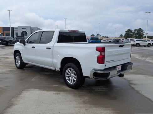 Used 2025 Chevrolet Silverado 1500 W/T w/ WT Value Package AWD/4WD image 3
