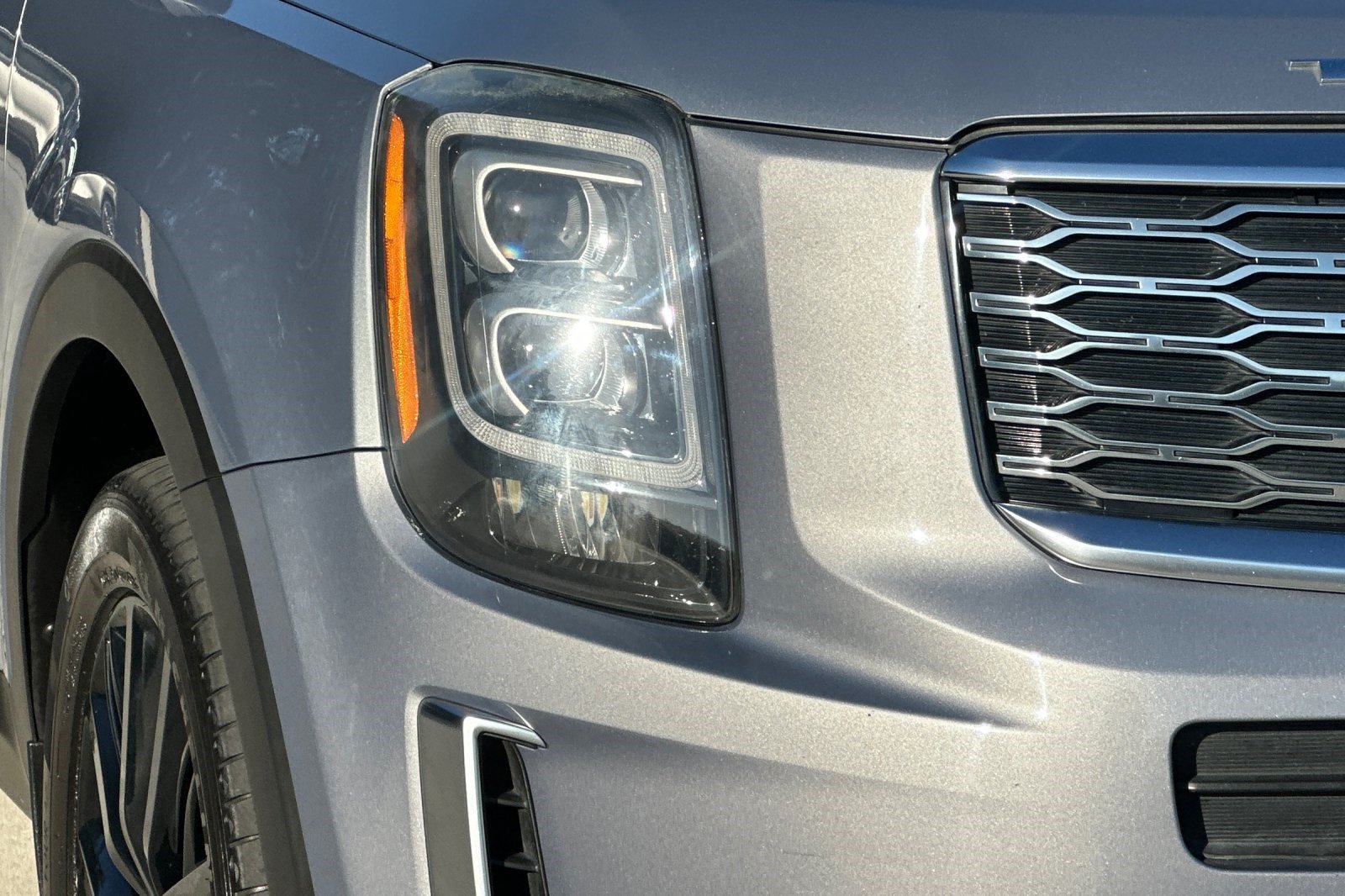 Used 2020 Kia Telluride SX w/ SX Prestige Package AWD/4WD image 11