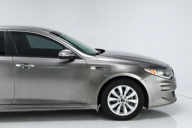 Used 2018 Kia Optima LX w/ Convenience Package FWD image 15