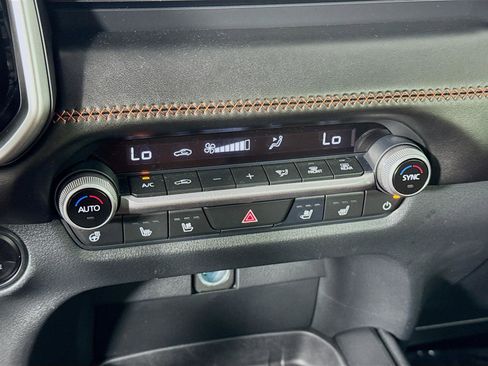 Used 2025 MAZDA CX-50 Meridian Edition w/ Weather Package image 19