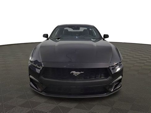 Used 2025 Ford Mustang Coupe image 2