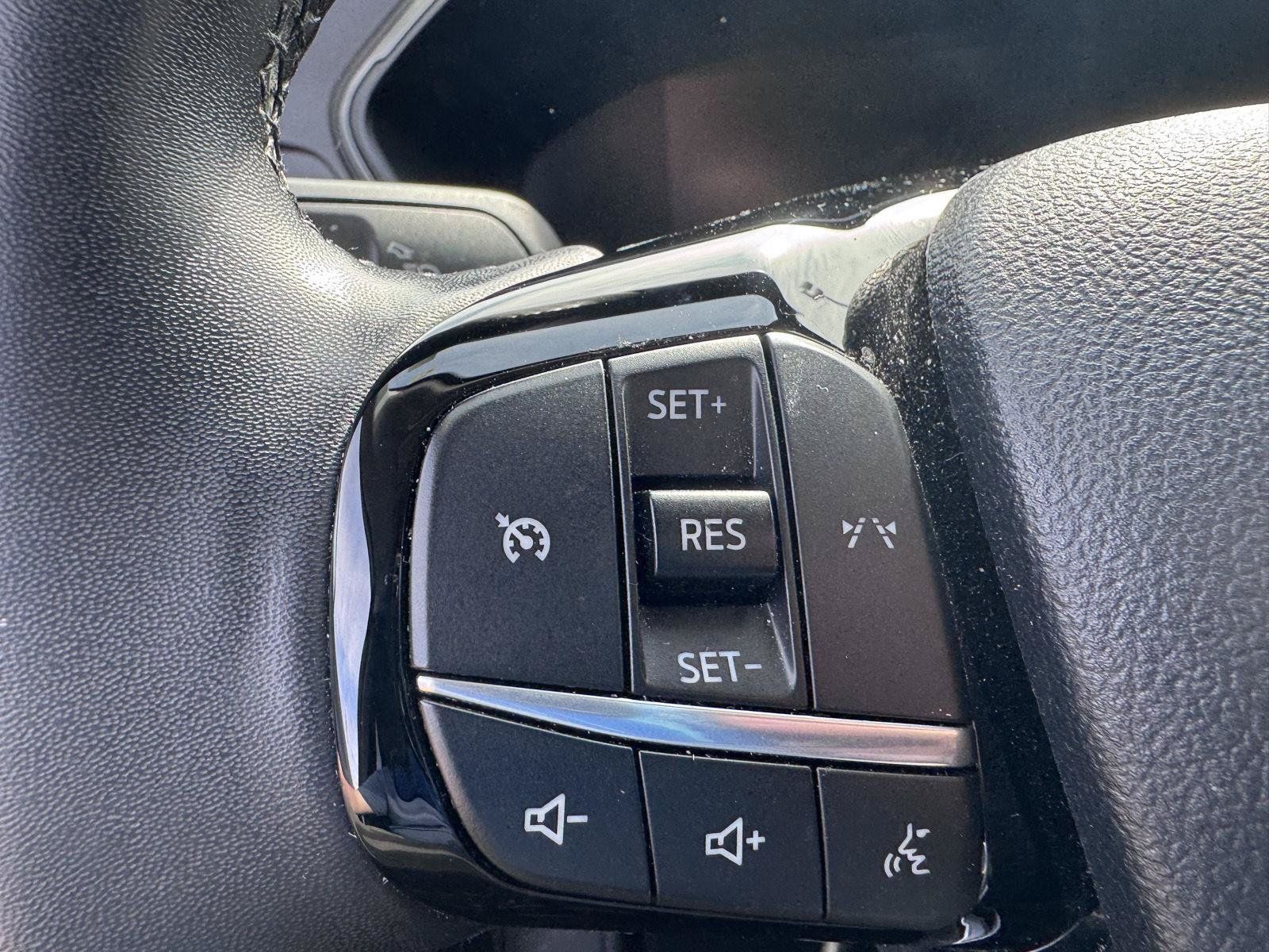 Used 2023 Ford Escape Active AWD/4WD image 15
