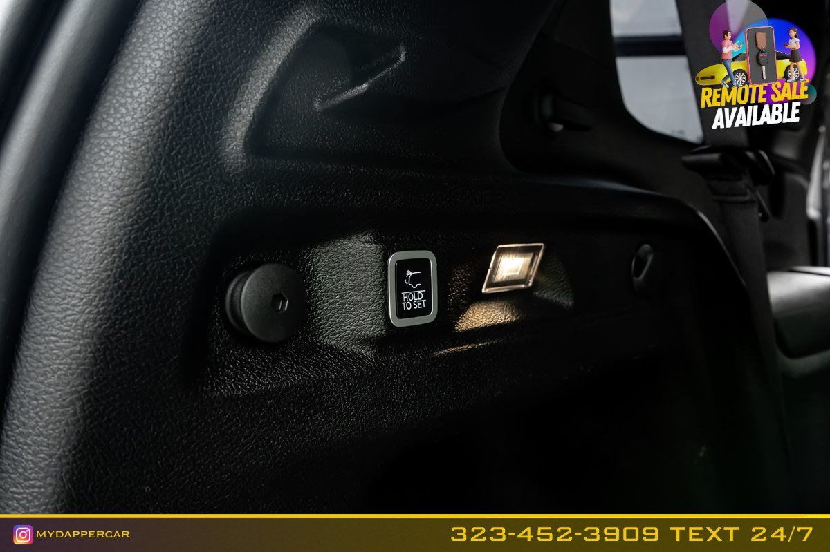 Used 2021 Jeep Grand Cherokee L Laredo RWD image 17