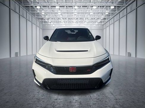 Used 2025 Honda Civic Type R image 8