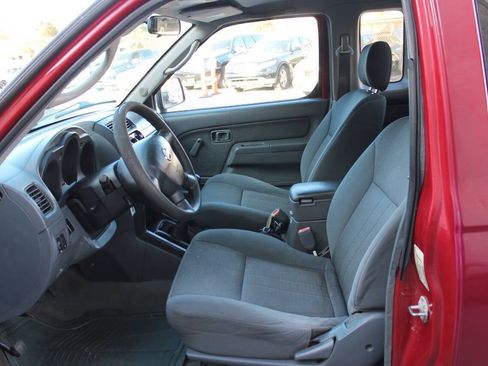 Used 2003 Nissan Frontier XE image 22