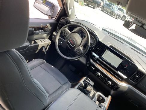 Used 2024 GMC Sierra 1500 Elevation AWD/4WD image 21